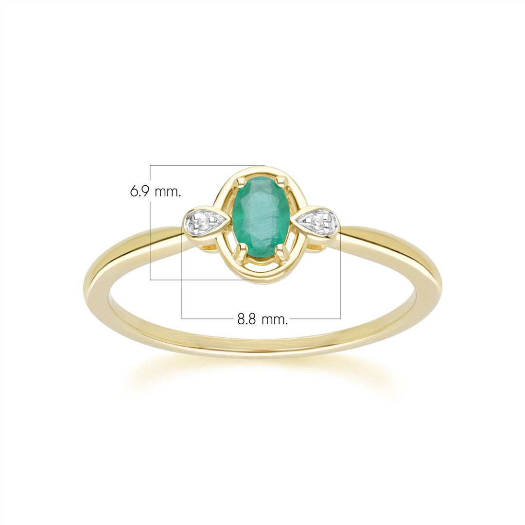 Anillo clásico ovalado de esmeralda y diamantes en oro amarillo de 9 quilates