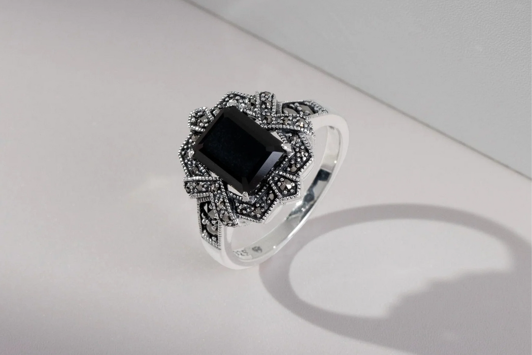Can you wear black onyx jewellery every day?