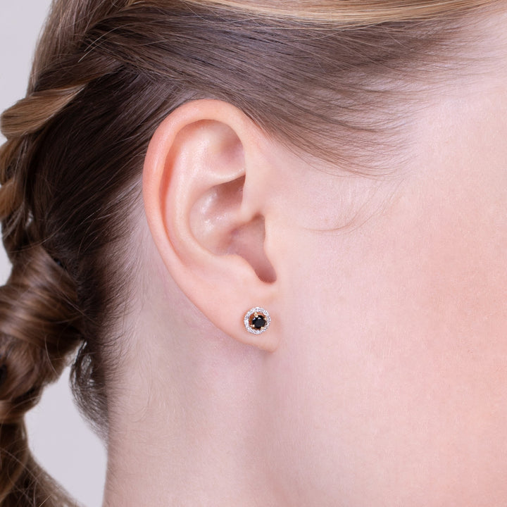 Pendientes Ear Jacket clásicos con halo de diamantes en oro amarillo de 9 quilates