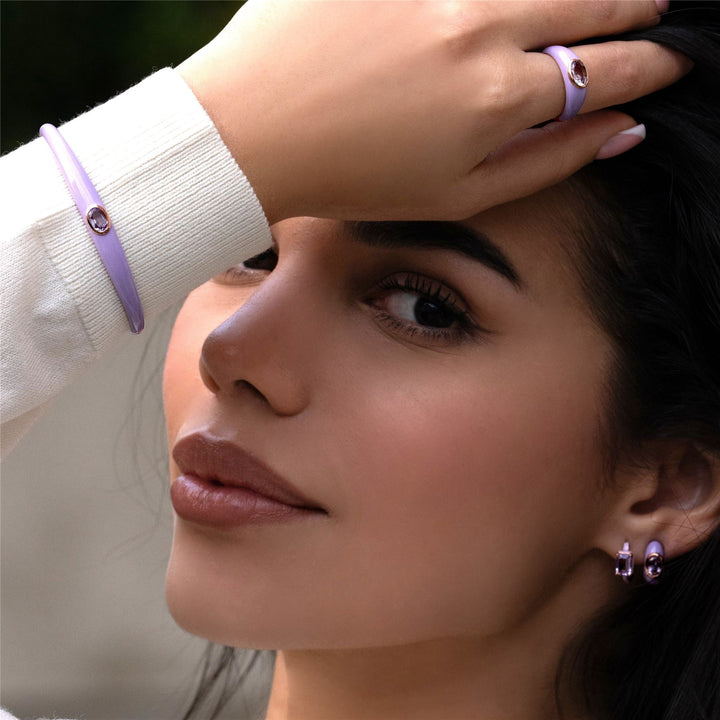 Pendientes de medio aro con esmalte violeta y amatista octogonal de Vals Siberiano en oro vermeil rosa