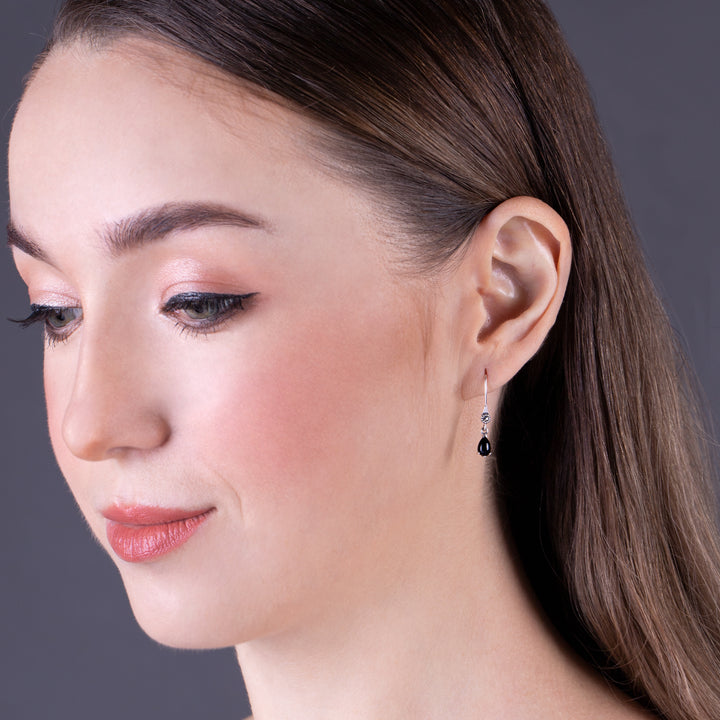 Aretes colgantes estilo Art Nouveau con pera, ónix negro y marcasita en plata de ley 925