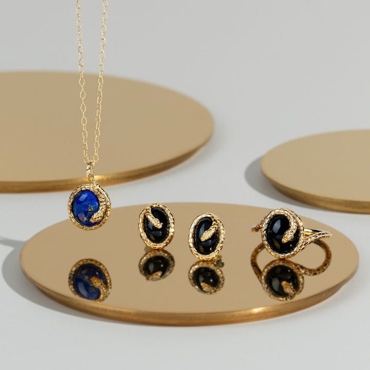 Pendientes ECFEW™ con forma de serpiente de ónix en plata de ley