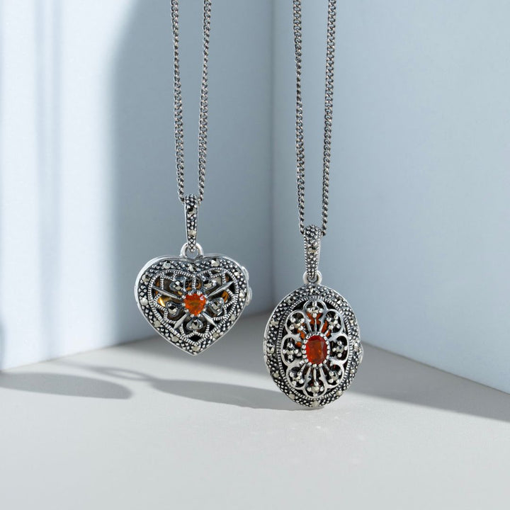 Medallón de cornalina y marcasita en forma de corazón estilo Art Nouveau con cadena en plata de ley 925