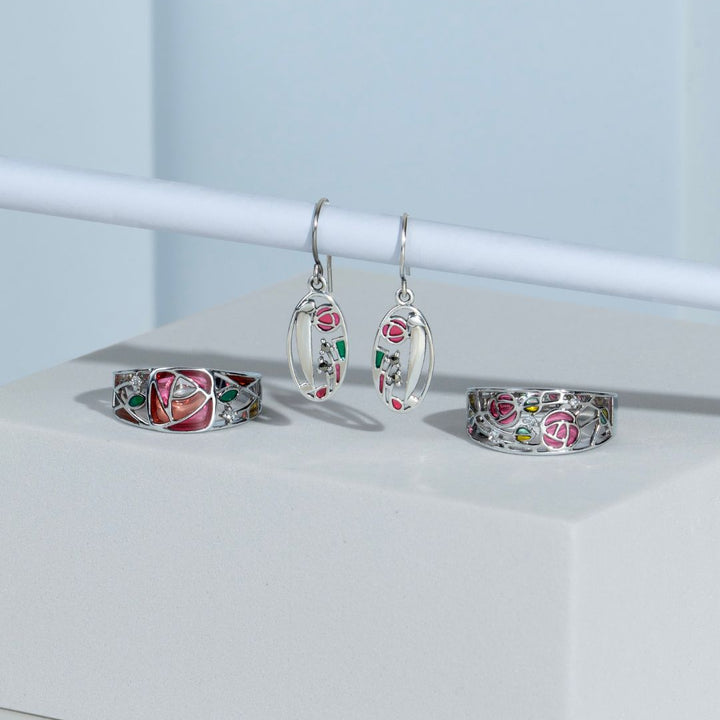 Rennie Mackintosh Anillo redondo de topacio blanco con rosa de Glasgow en plata de ley 925