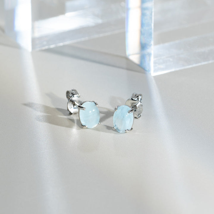 Classic Oval Milky Aquamarine Stud Earring in 925 Sterling Silver faltaly
