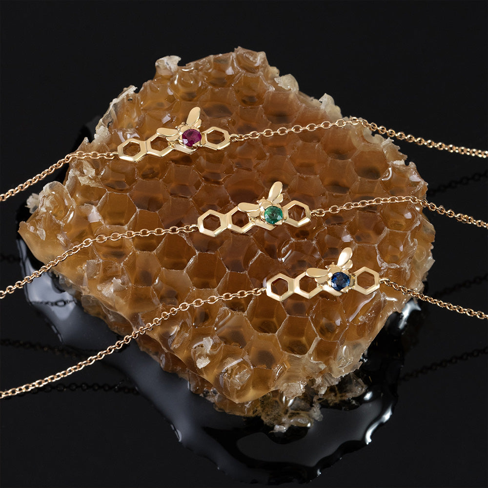 Pulsera de eslabones de zafiro con diseño de panal en oro amarillo de 9 quilates
