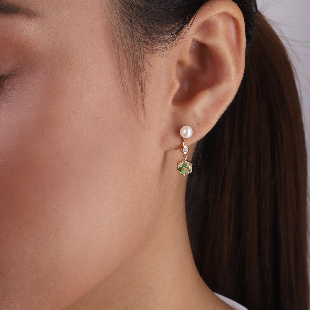 270E030306925 Modern Pearl, Peridot & Topaz Mismatched Drop Earrings in Rose Gold Silver 2