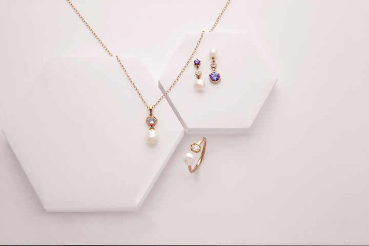 270R058910925 Modern Pearl & White Topaz Open Ring in Rose Gold Plated Silver 2